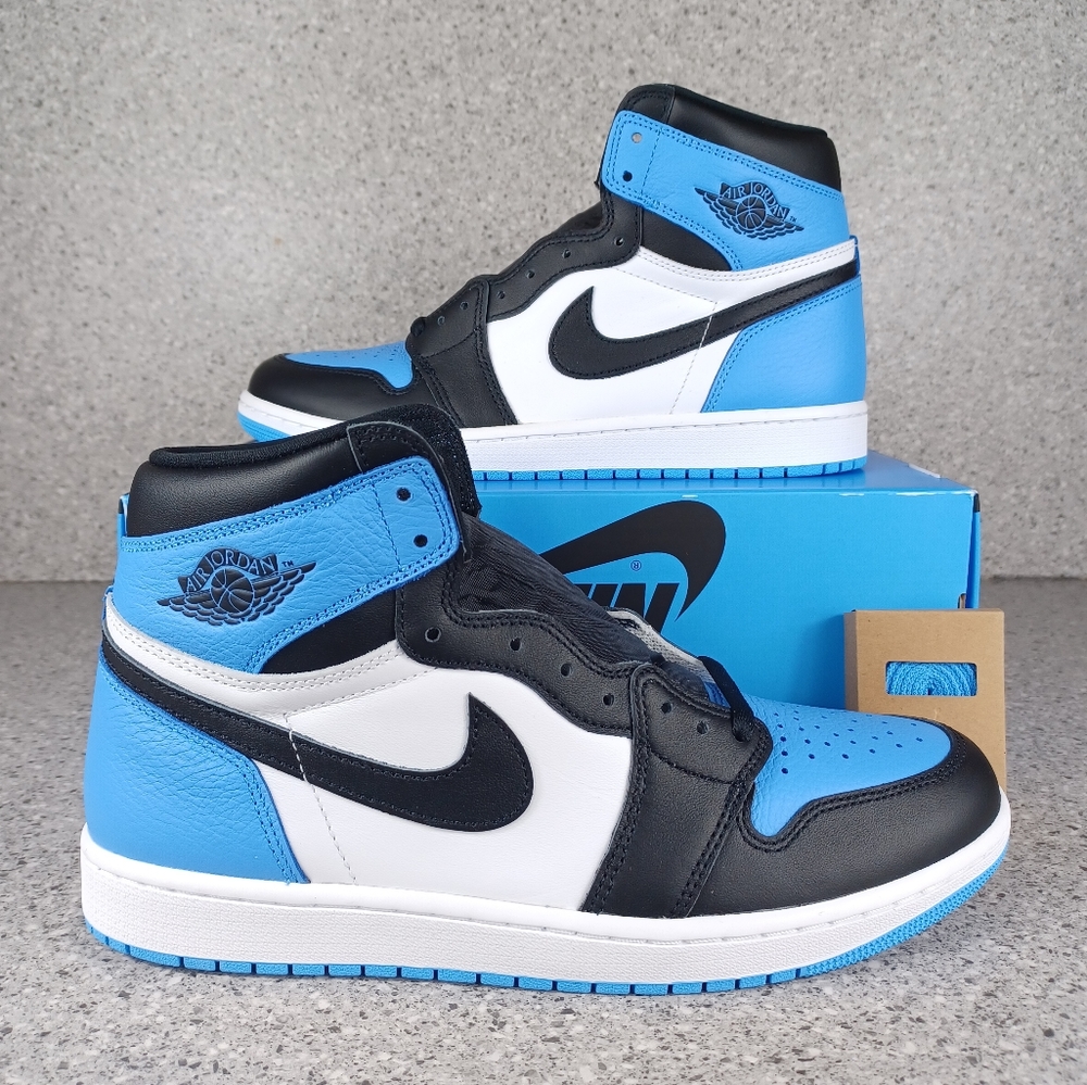 Nike Air Jordan 1 Retro High OG UNC Toe Sneakers - Men's Size 10.5 Shoes